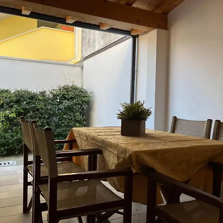 Casa Genny Дом отдыха Градо